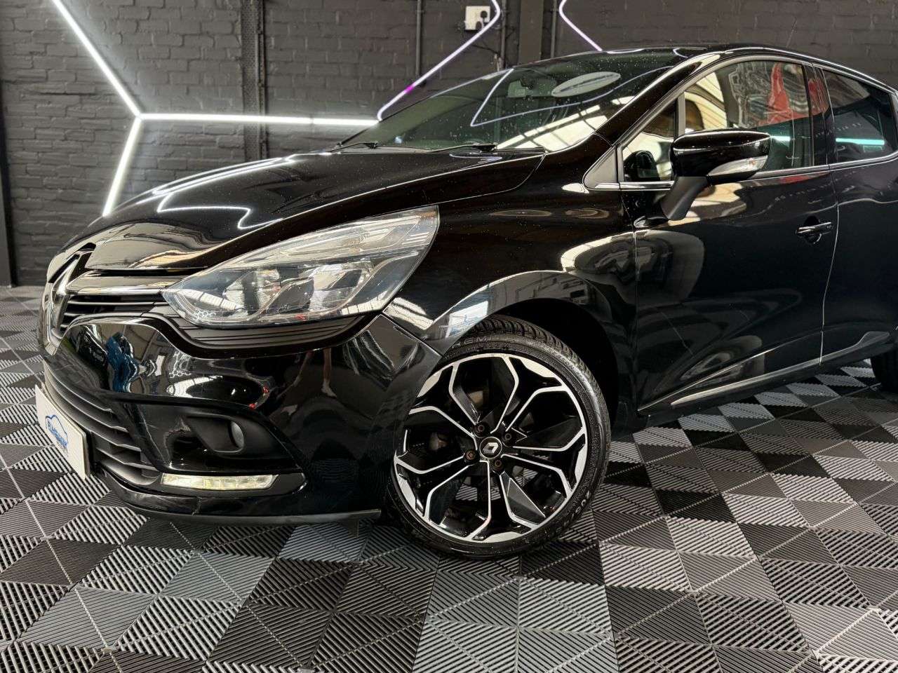 2019 RENAULT CLIO 2019 RENAULT CLIO