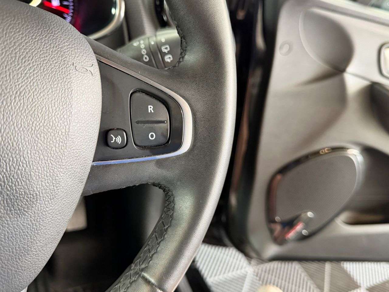 2019 RENAULT CLIO 2019 RENAULT CLIO