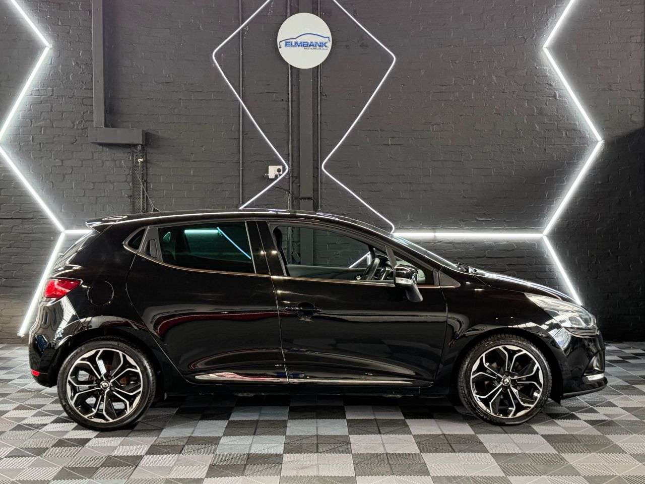 2019 RENAULT CLIO 2019 RENAULT CLIO