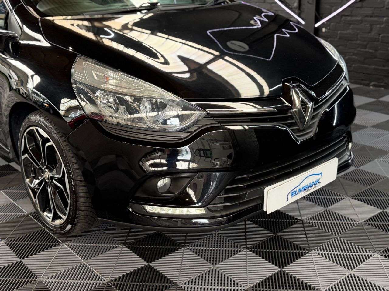 2019 RENAULT CLIO 2019 RENAULT CLIO