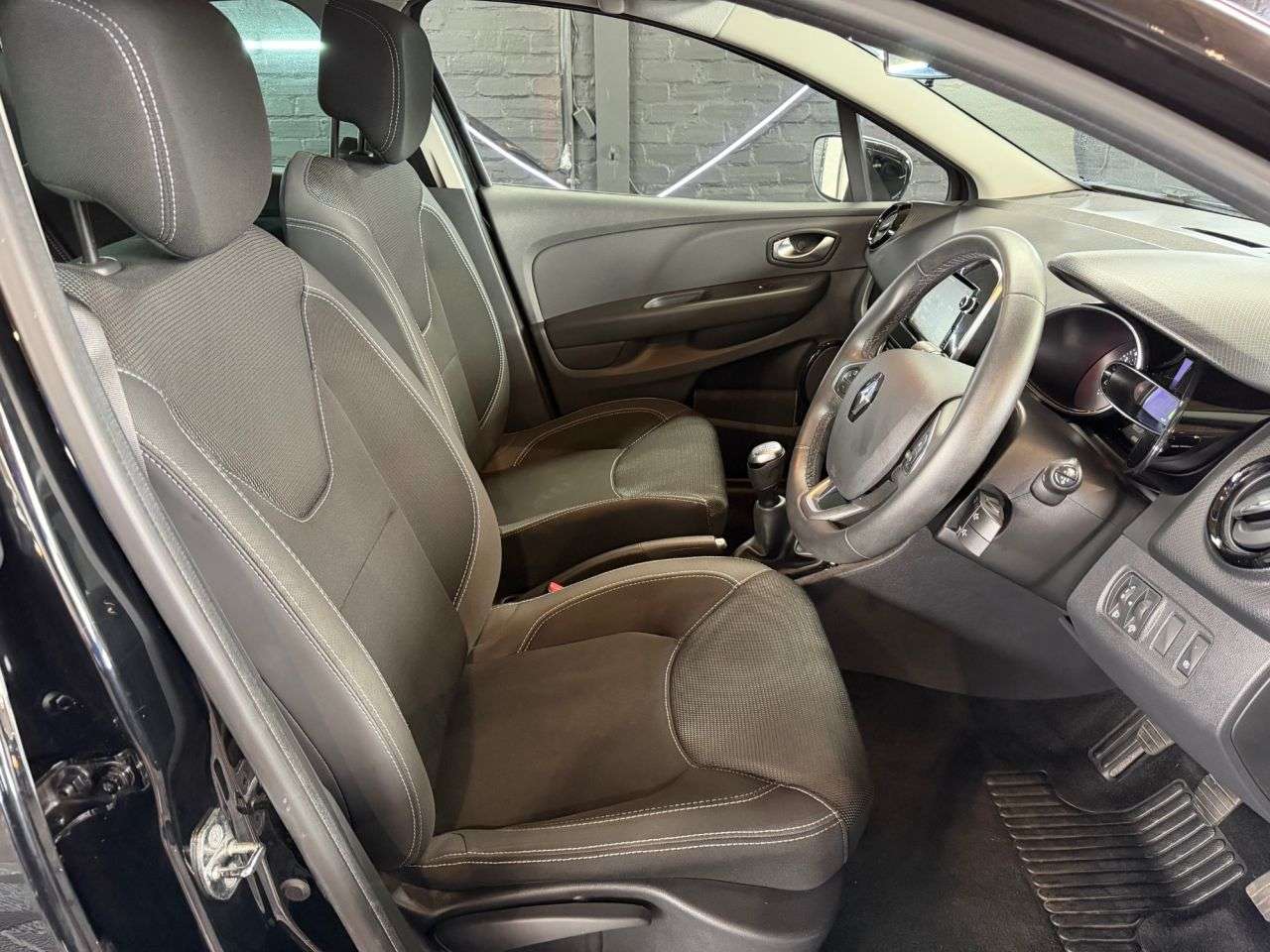 2019 RENAULT CLIO 2019 RENAULT CLIO