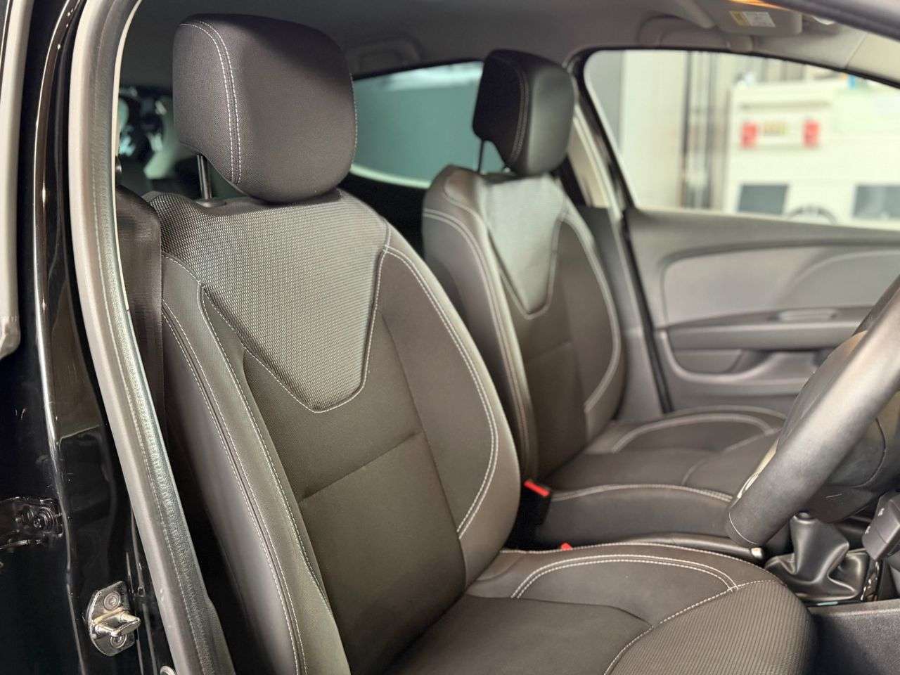 2019 RENAULT CLIO 2019 RENAULT CLIO