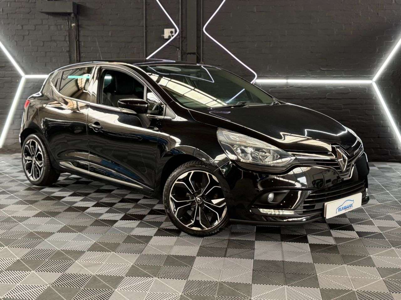 2019 RENAULT CLIO 2019 RENAULT CLIO