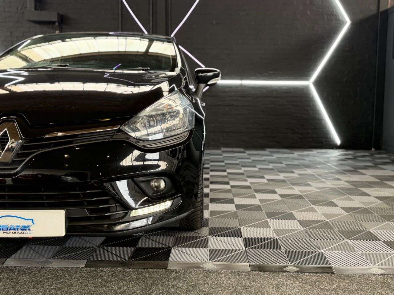 2019 RENAULT CLIO 2019 RENAULT CLIO