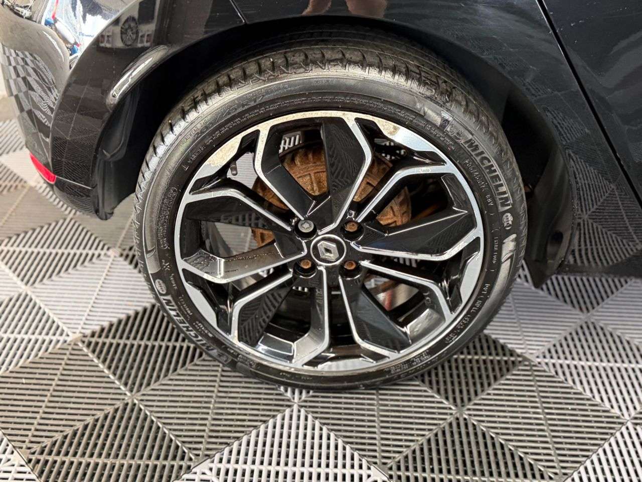 2019 RENAULT CLIO 2019 RENAULT CLIO