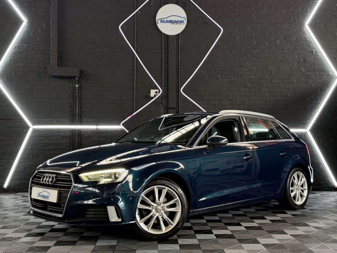 A 2017 AUDI A3 1.4 TFSI CoD Sport Sportback 5dr Petrol S Tronic Euro 6 (s/s) (150 ps) A 2017 AUDI A3 1.4 TFSI CoD Sport Sportback 5dr Petrol S Tronic Euro 6 (s/s) (150 ps)