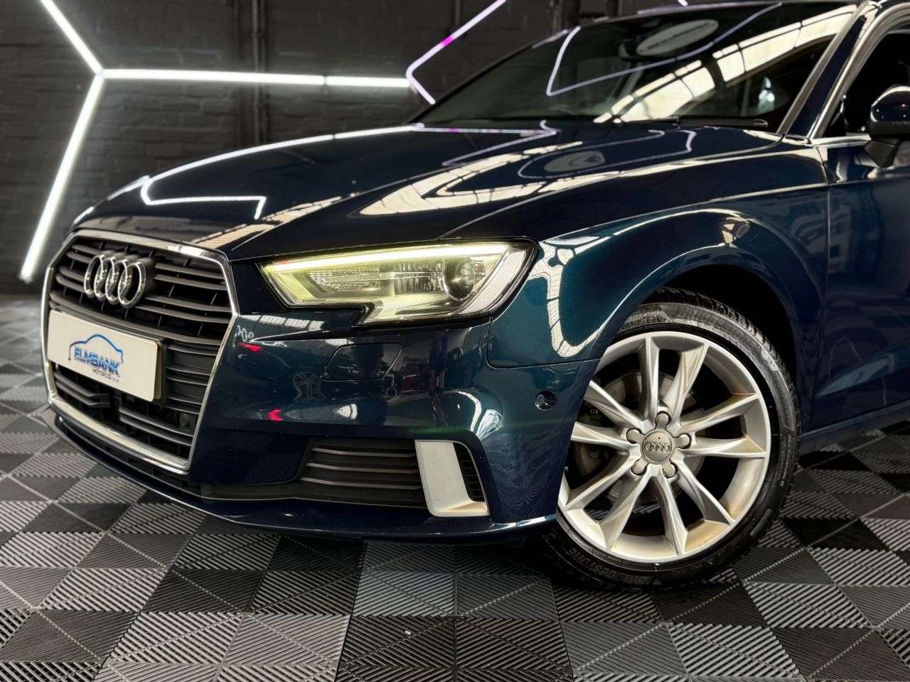A 2017 AUDI A3 1.4 TFSI CoD Sport Sportback 5dr Petrol S Tronic Euro 6 (s/s) (150 ps) A 2017 AUDI A3 1.4 TFSI CoD Sport Sportback 5dr Petrol S Tronic Euro 6 (s/s) (150 ps)