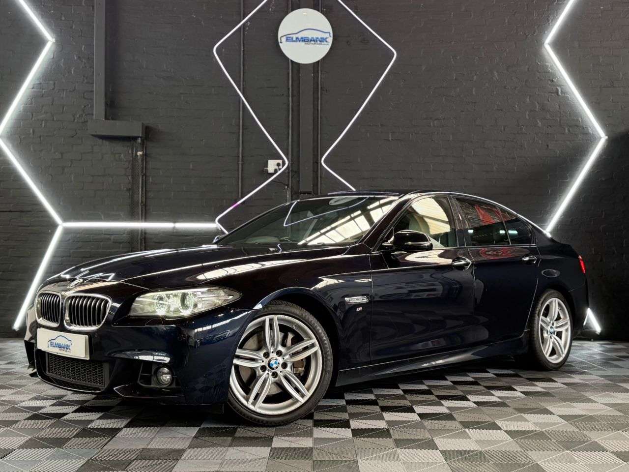 A 2016 BMW 5 SERIES 3.0 535d M Sport Saloon 4dr Diesel Auto Euro 6 (s/s) (313 ps) WHAT A CAR - A 2016 BMW 5 SERIES 3.0 535d M Sport Saloon 4dr Diesel Auto Euro 6 (s/s) (313 ps) WHAT A CAR -