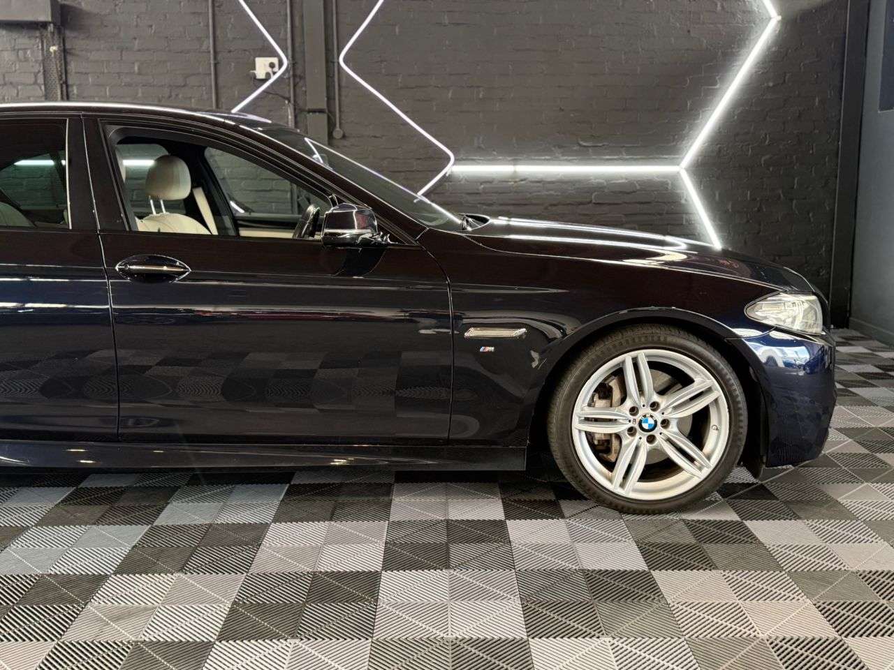 2016 BMW 5 SERIES 2016 BMW 5 SERIES