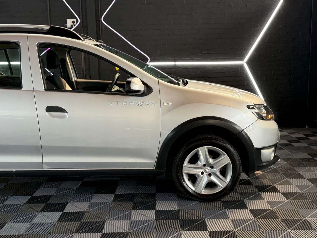 2015 DACIA SANDERO STEPWAY 2015 DACIA SANDERO STEPWAY