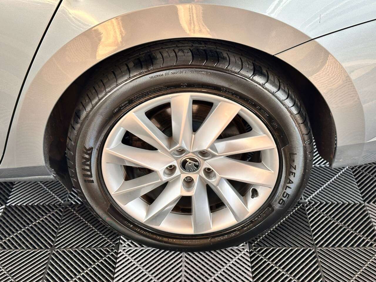 2018 SKODA SUPERB 2018 SKODA SUPERB