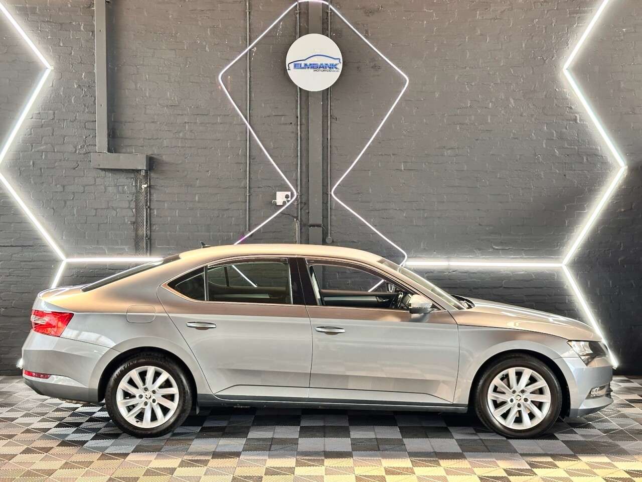 2018 SKODA SUPERB 2018 SKODA SUPERB
