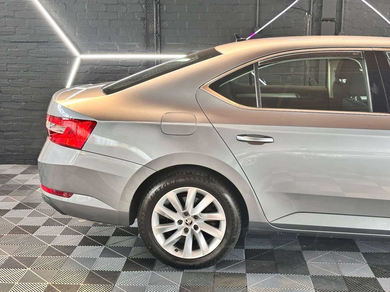 2018 SKODA SUPERB 2018 SKODA SUPERB
