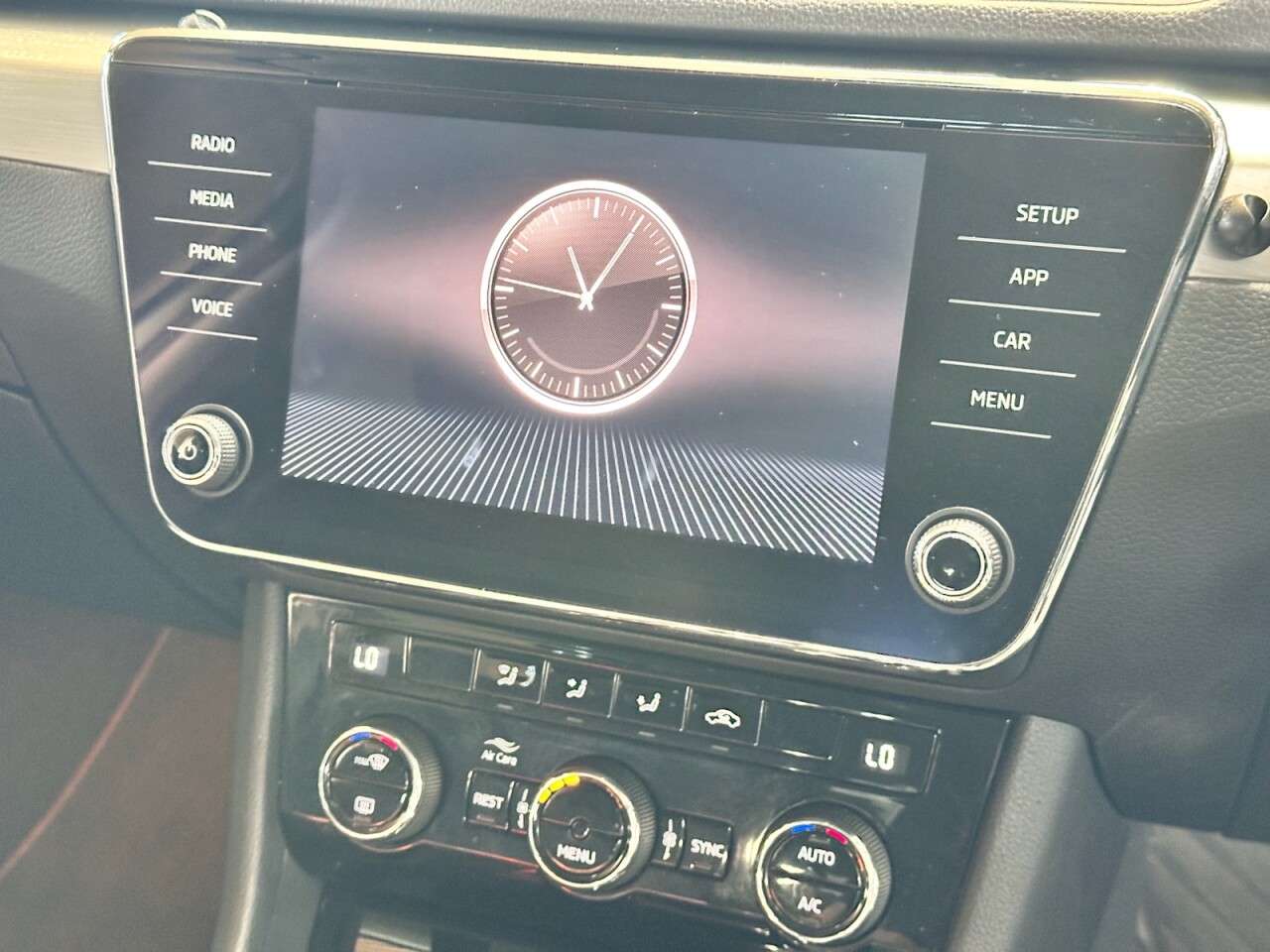 2018 SKODA SUPERB 2018 SKODA SUPERB