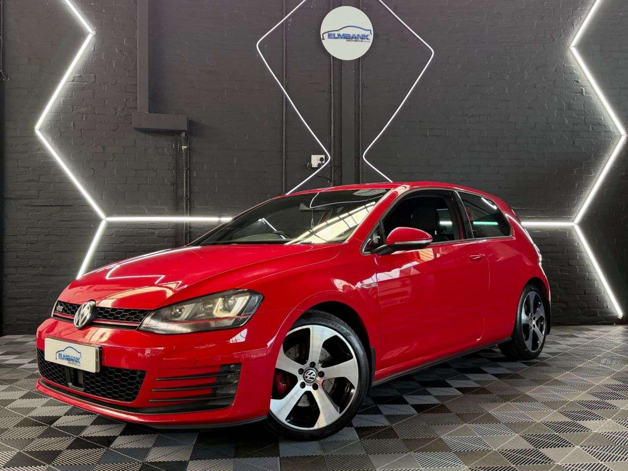 A 2014 VOLKSWAGEN GOLF 2.0 TSI BlueMotion Tech GTI Hatchback 3dr Petrol Manual Euro 6 (s/s) (220 p A 2014 VOLKSWAGEN GOLF 2.0 TSI BlueMotion Tech GTI Hatchback 3dr Petrol Manual Euro 6 (s/s) (220 p