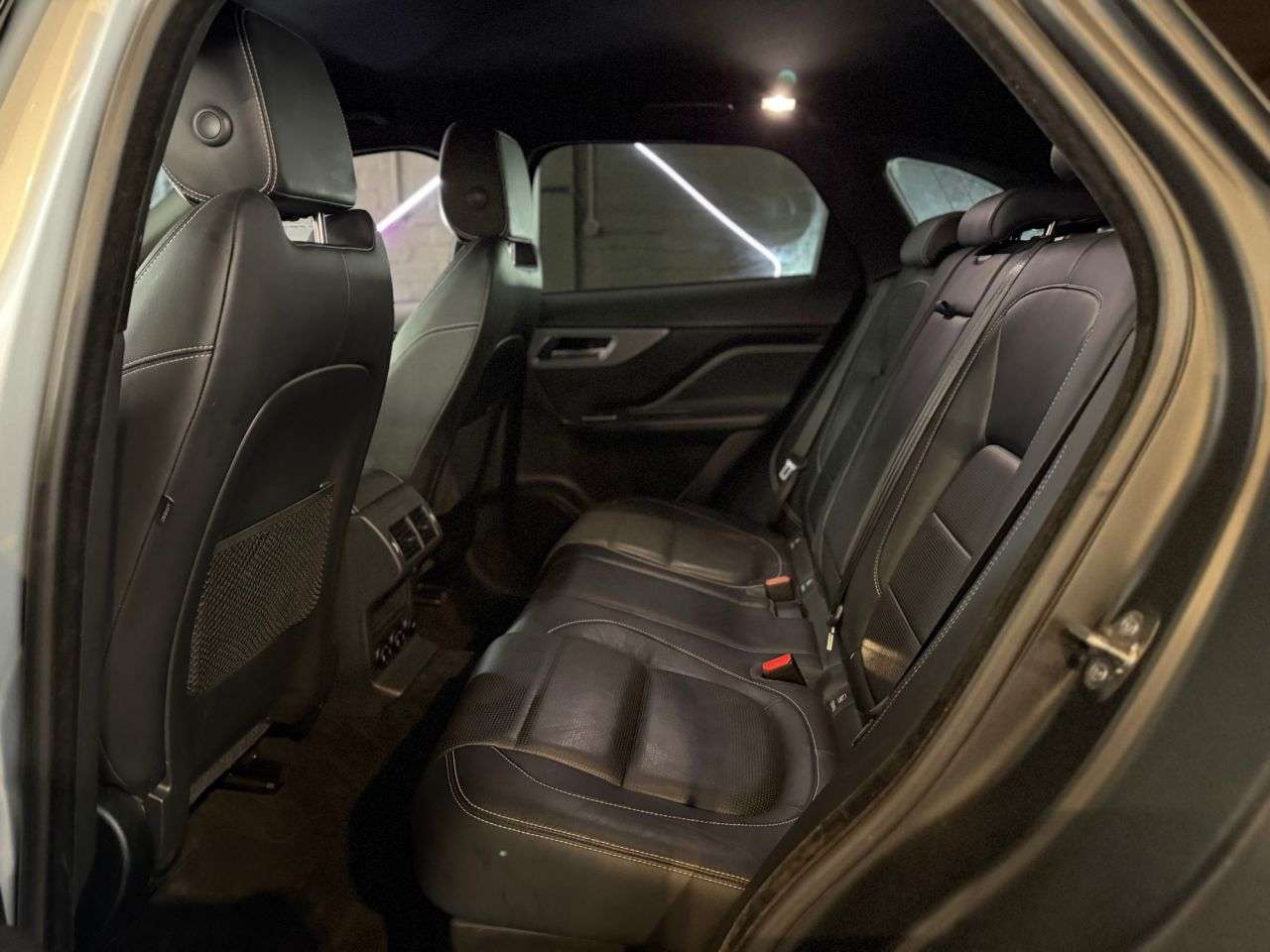 2017 JAGUAR F-PACE 2017 JAGUAR F-PACE