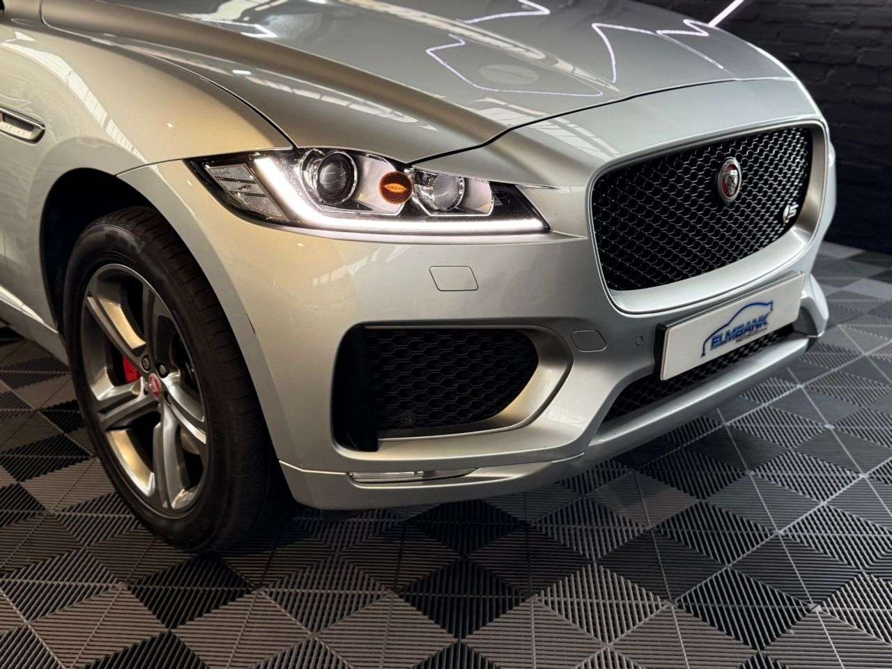 2017 JAGUAR F-PACE 2017 JAGUAR F-PACE