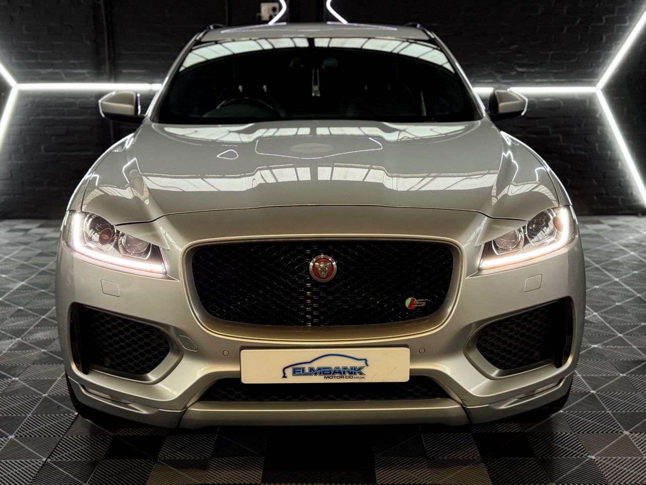 2017 JAGUAR F-PACE 2017 JAGUAR F-PACE