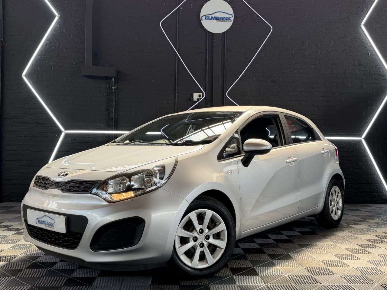 A 2014 KIA RIO 1.25 1 Hatchback 5dr Petrol Manual Euro 5 (84 bhp) LOVELY EXAMPLE - VALUE P A 2014 KIA RIO 1.25 1 Hatchback 5dr Petrol Manual Euro 5 (84 bhp) LOVELY EXAMPLE - VALUE P