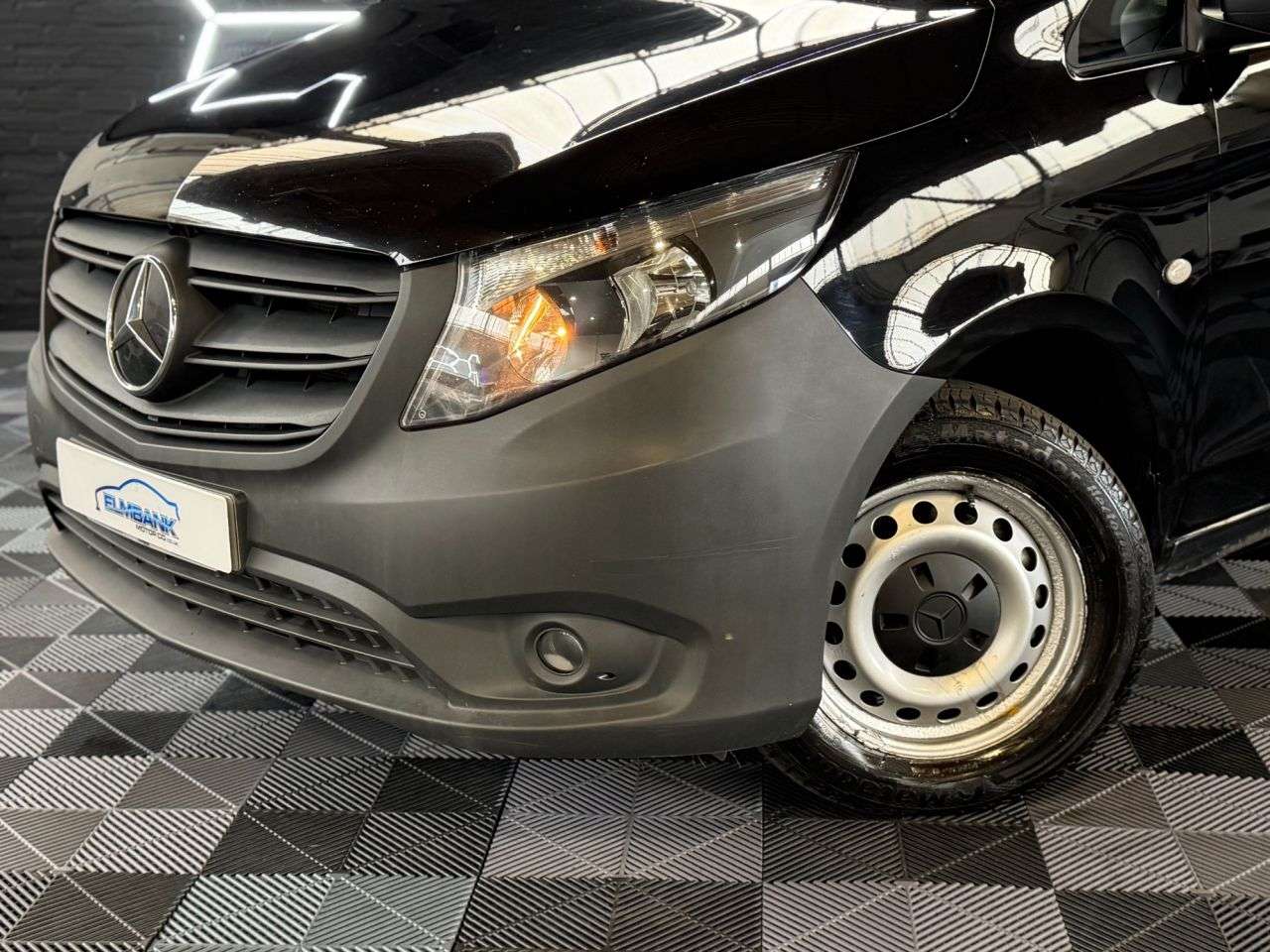 A 2022 MERCEDES-BENZ VITO 2.0 114 CDI Progressive Panel Van 5dr Diesel G-Tronic RWD L2 Euro 6 (s/s) ( A 2022 MERCEDES-BENZ VITO 2.0 114 CDI Progressive Panel Van 5dr Diesel G-Tronic RWD L2 Euro 6 (s/s) (
