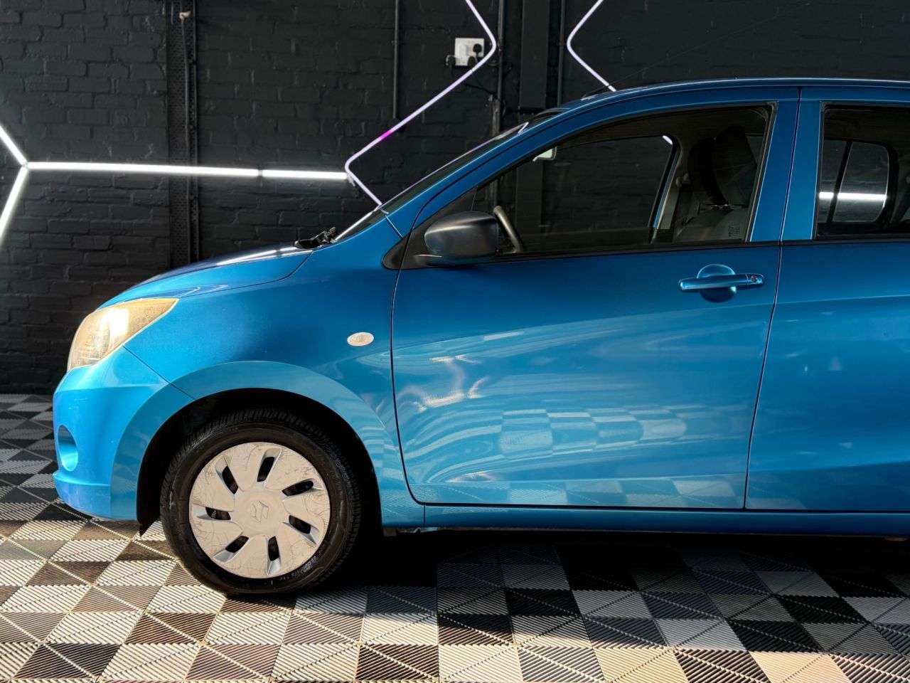 A 2015 SUZUKI CELERIO 1.0 SZ2 Hatchback 5dr Petrol Manual Euro 6 (68 ps) LOW TAX - PERFECT 1ST CA A 2015 SUZUKI CELERIO 1.0 SZ2 Hatchback 5dr Petrol Manual Euro 6 (68 ps) LOW TAX - PERFECT 1ST CA