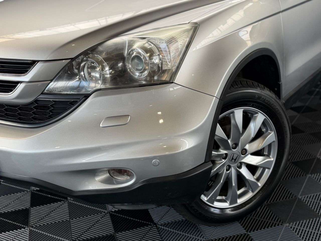 A 2010 HONDA CR-V 2.0 i-VTEC ES SUV 5dr Petrol Manual 4WD Euro 5 (150 ps) ULEZ COMPLIANT - GR A 2010 HONDA CR-V 2.0 i-VTEC ES SUV 5dr Petrol Manual 4WD Euro 5 (150 ps) ULEZ COMPLIANT - GR