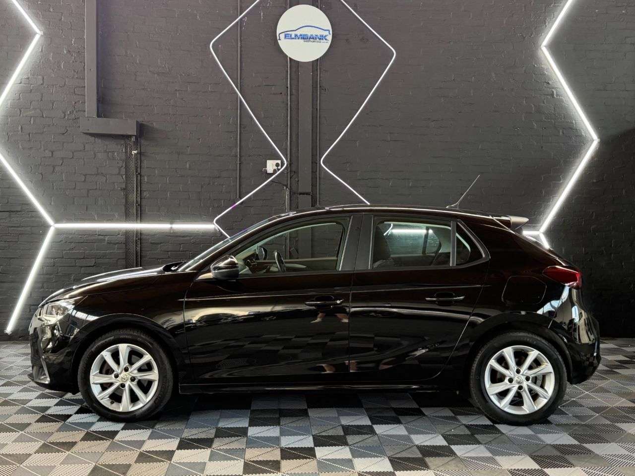 A 2020 VAUXHALL CORSA 1.2 Turbo SE Premium Hatchback 5dr Petrol Manual Euro 6 (s/s) (100 ps) LOW A 2020 VAUXHALL CORSA 1.2 Turbo SE Premium Hatchback 5dr Petrol Manual Euro 6 (s/s) (100 ps) LOW