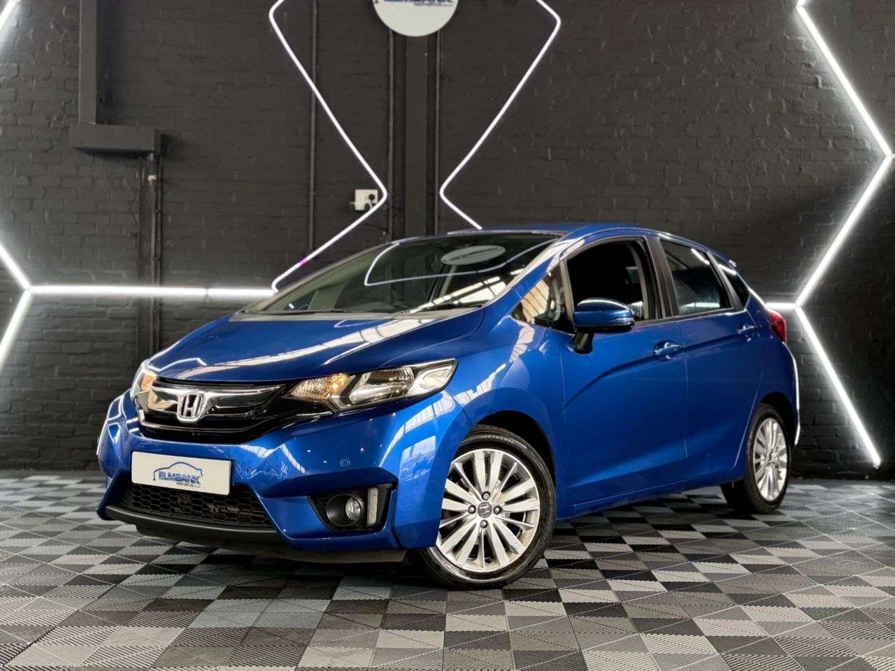 A 2016 HONDA JAZZ 1.3 i-VTEC EX Hatchback 5dr Petrol CVT Euro 6 (s/s) (102 ps) ULEZ COMPLIANT A 2016 HONDA JAZZ 1.3 i-VTEC EX Hatchback 5dr Petrol CVT Euro 6 (s/s) (102 ps) ULEZ COMPLIANT