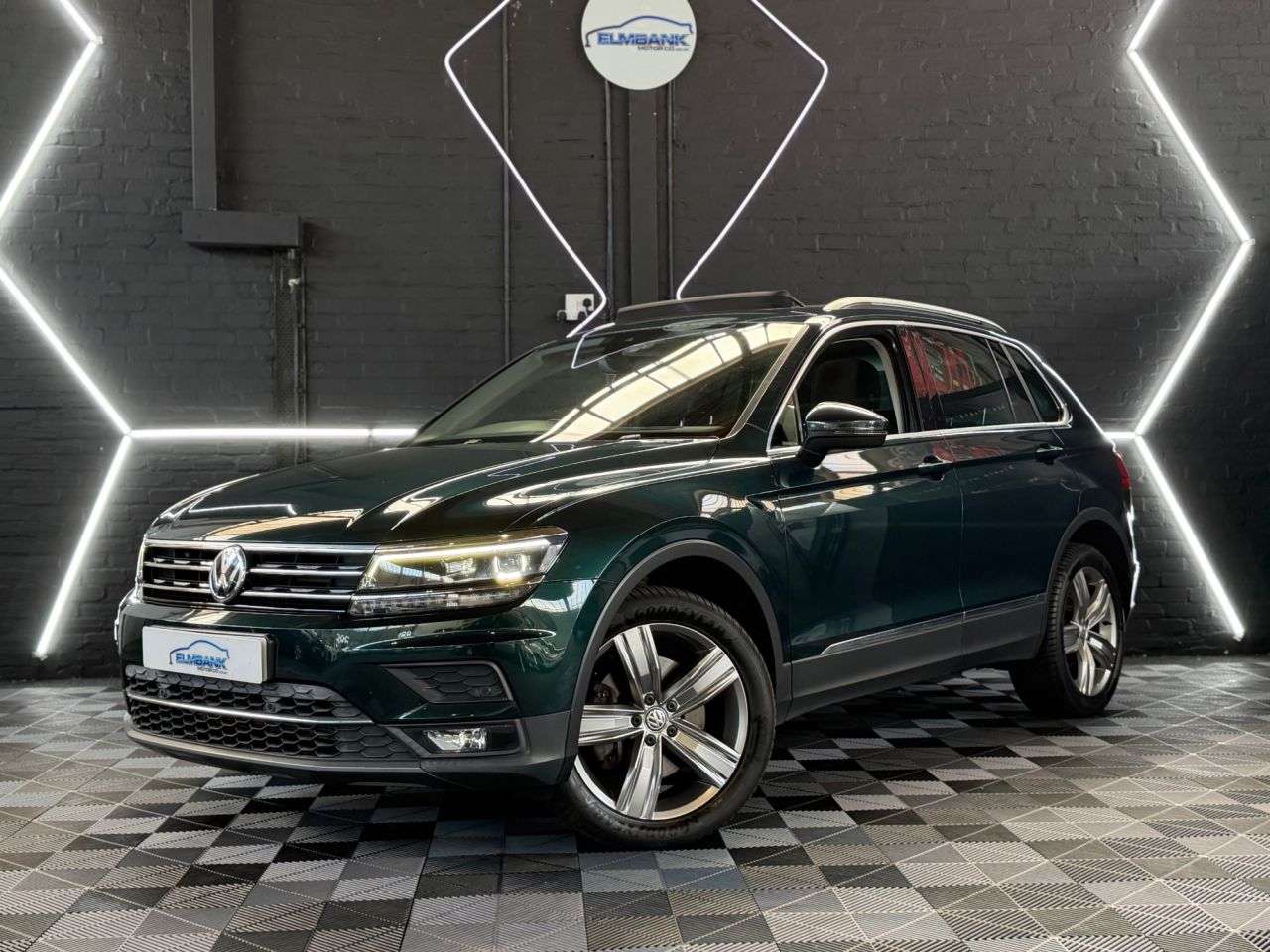 A 2018 VOLKSWAGEN TIGUAN SEL TDI BMT 4MOTION DSG A 2018 VOLKSWAGEN TIGUAN SEL TDI BMT 4MOTION DSG