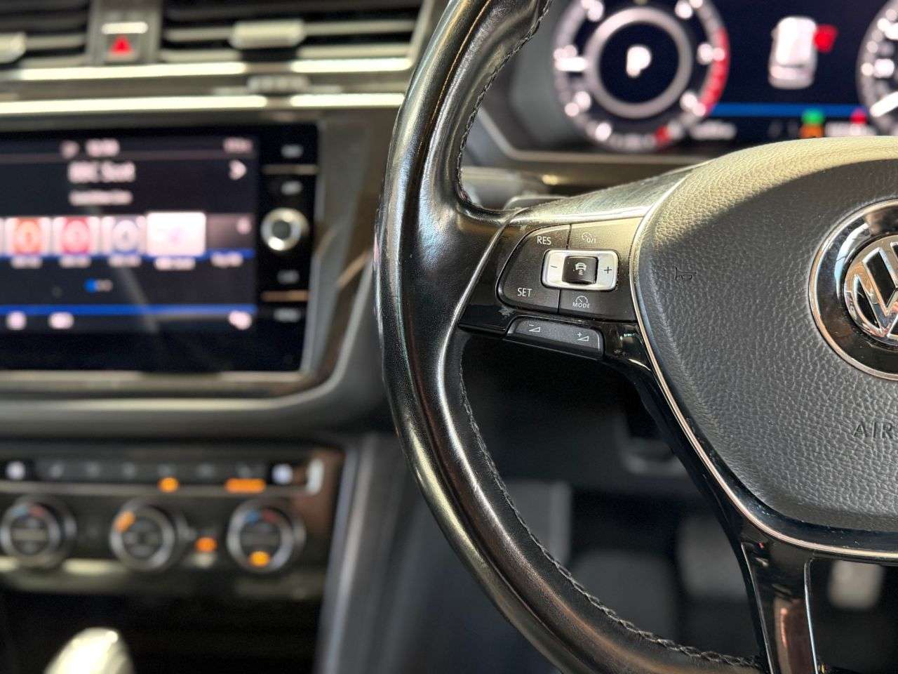 2018 VOLKSWAGEN TIGUAN 2018 VOLKSWAGEN TIGUAN