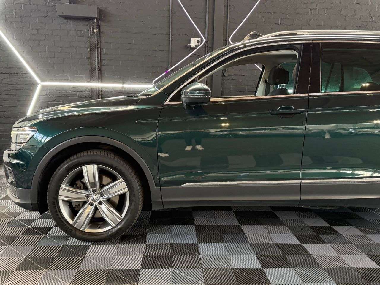 2018 VOLKSWAGEN TIGUAN 2018 VOLKSWAGEN TIGUAN