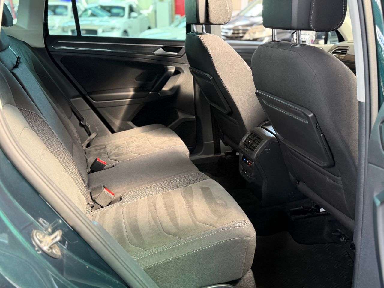 2018 VOLKSWAGEN TIGUAN 2018 VOLKSWAGEN TIGUAN