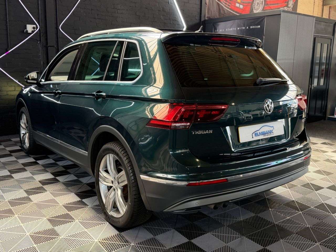 2018 VOLKSWAGEN TIGUAN 2018 VOLKSWAGEN TIGUAN