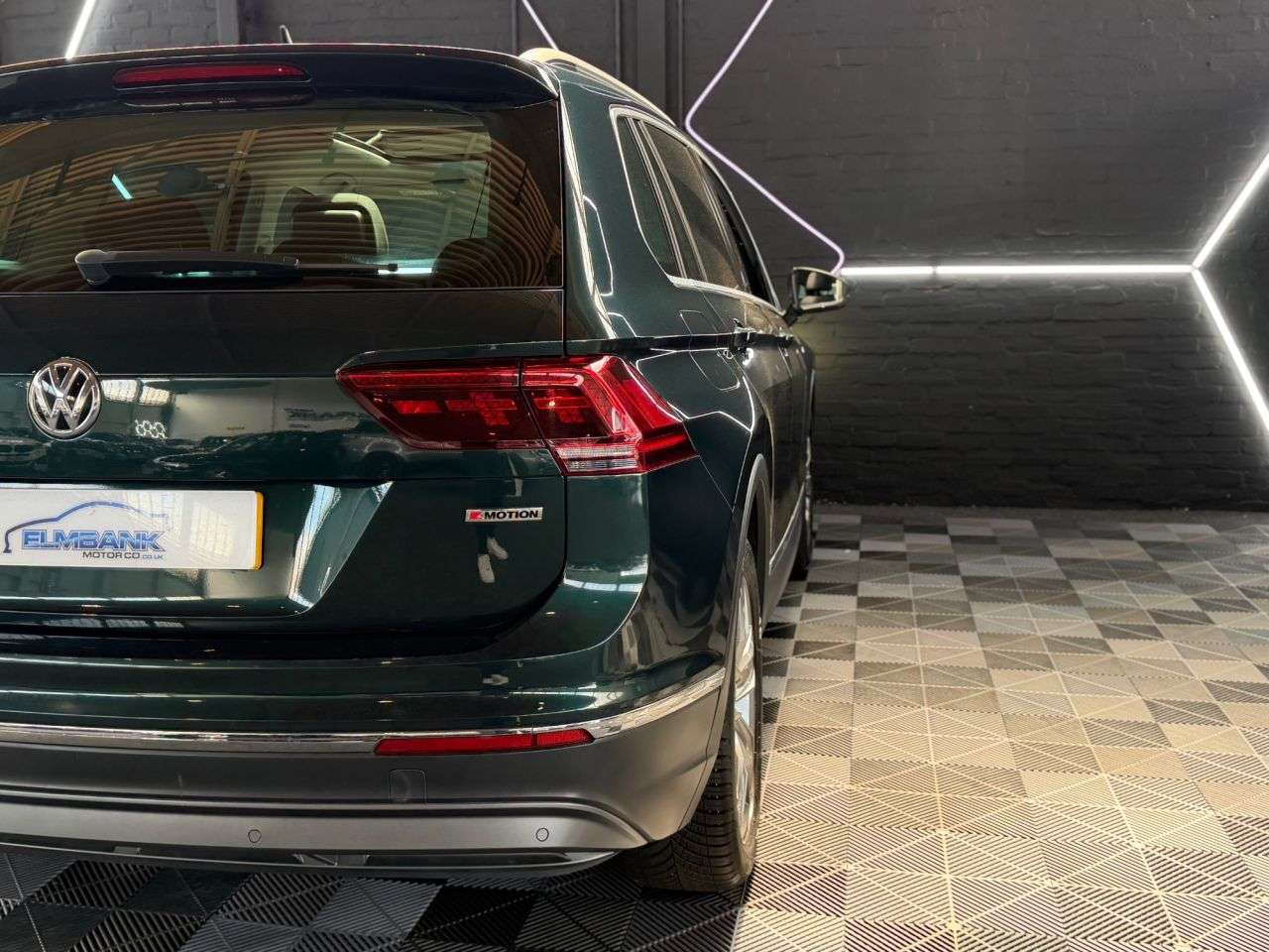2018 VOLKSWAGEN TIGUAN 2018 VOLKSWAGEN TIGUAN