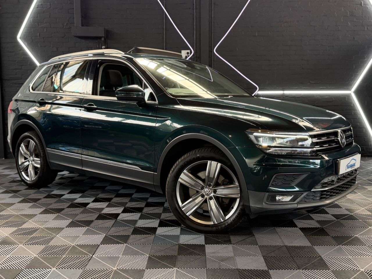 2018 VOLKSWAGEN TIGUAN 2018 VOLKSWAGEN TIGUAN
