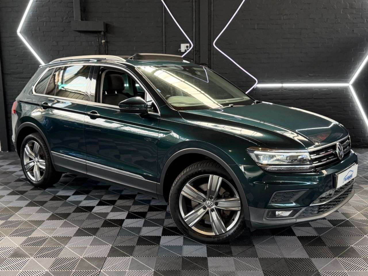 2018 VOLKSWAGEN TIGUAN 2018 VOLKSWAGEN TIGUAN