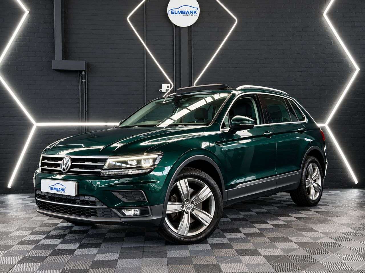 A 2018 VOLKSWAGEN TIGUAN SEL TDI BMT 4MOTION DSG A 2018 VOLKSWAGEN TIGUAN SEL TDI BMT 4MOTION DSG