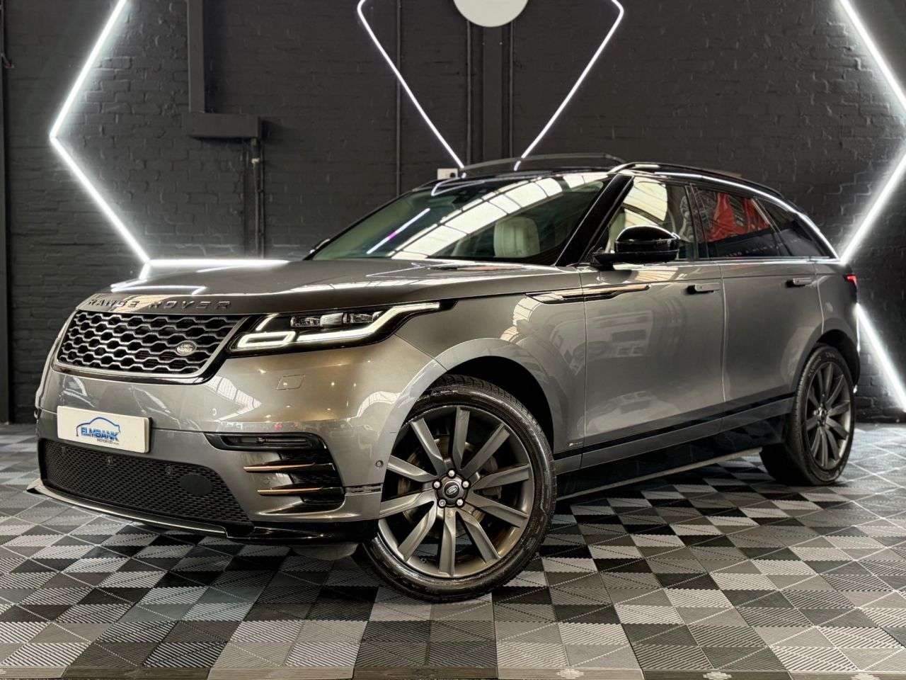 2017 LAND ROVER RANGE ROVER VELAR 2017 LAND ROVER RANGE ROVER VELAR