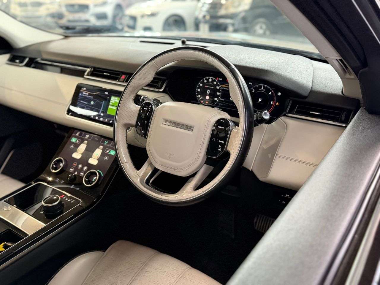 2017 LAND ROVER RANGE ROVER VELAR 2017 LAND ROVER RANGE ROVER VELAR