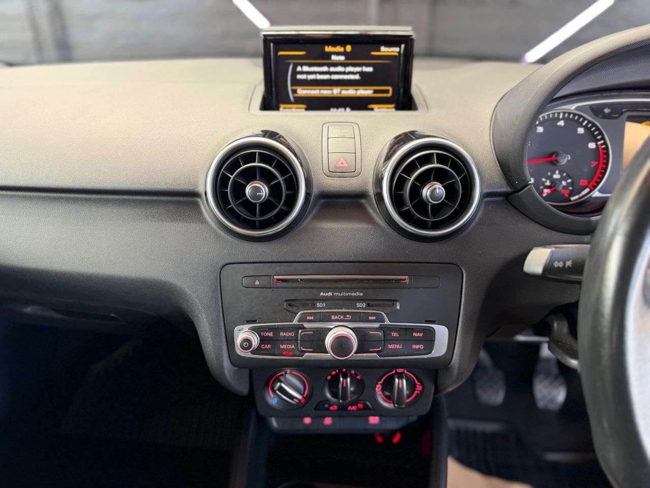 2017 AUDI A1 2017 AUDI A1