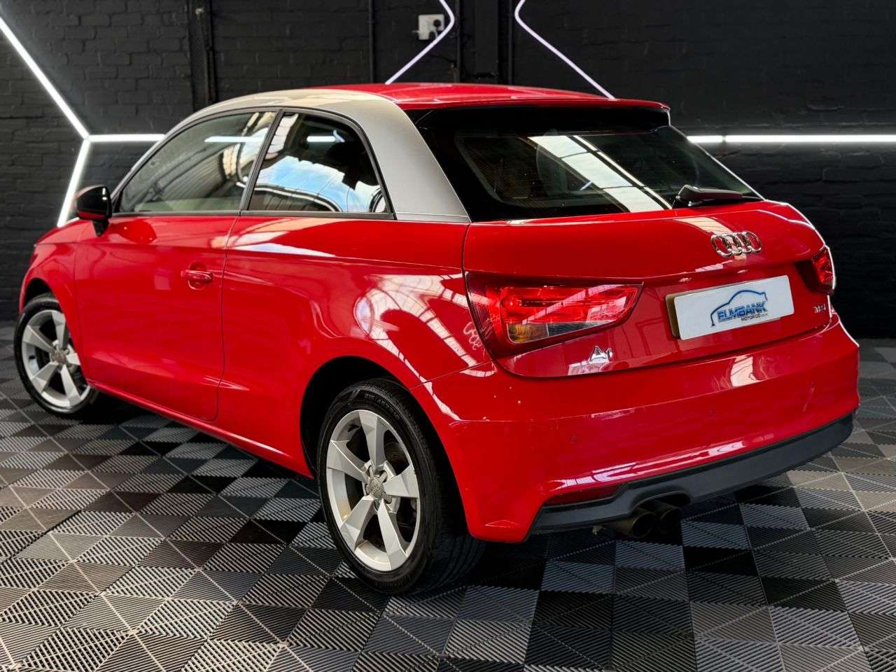 2017 AUDI A1 2017 AUDI A1