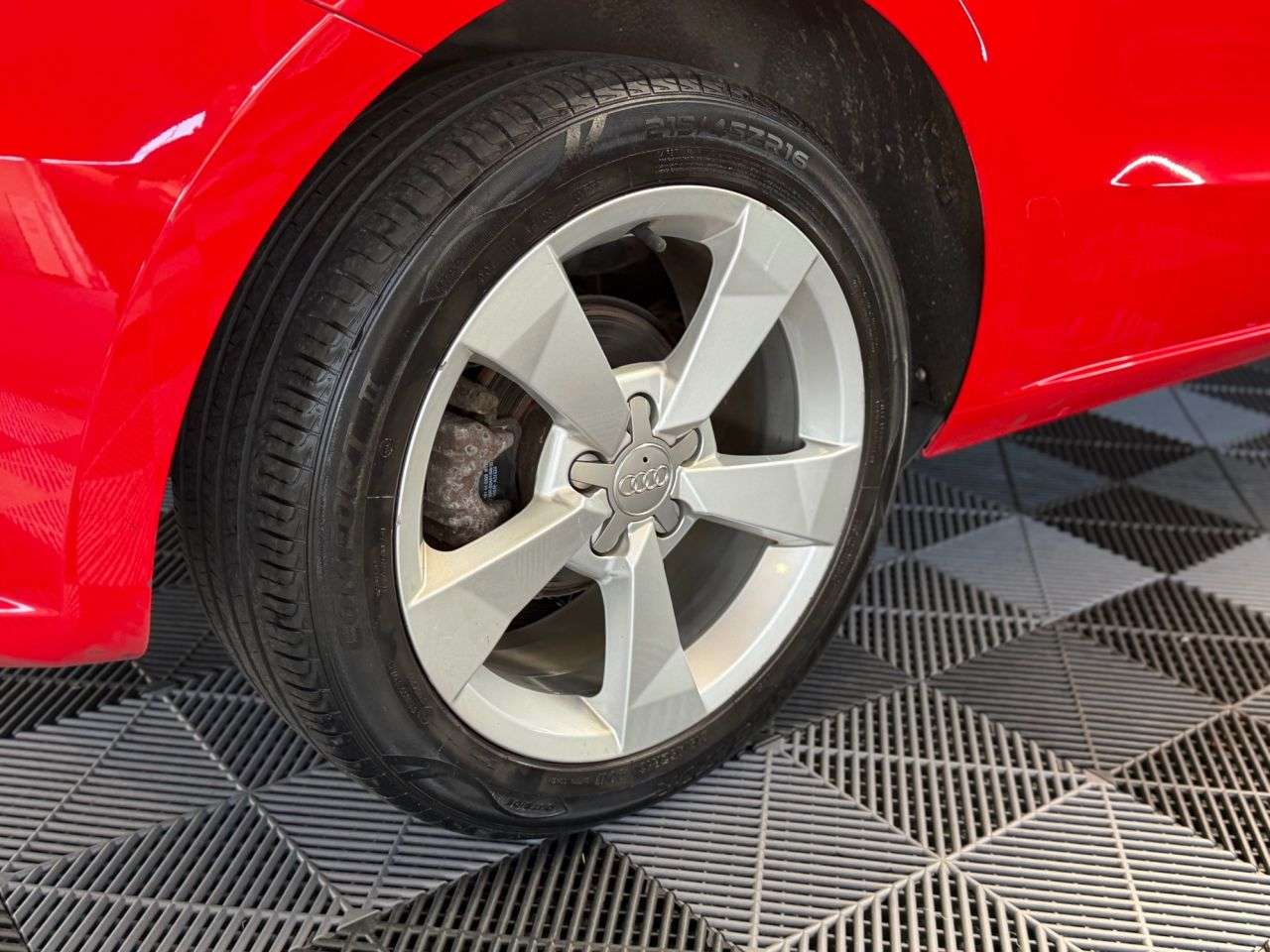 2017 AUDI A1 2017 AUDI A1