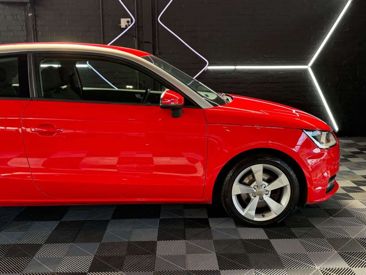 2017 AUDI A1 2017 AUDI A1