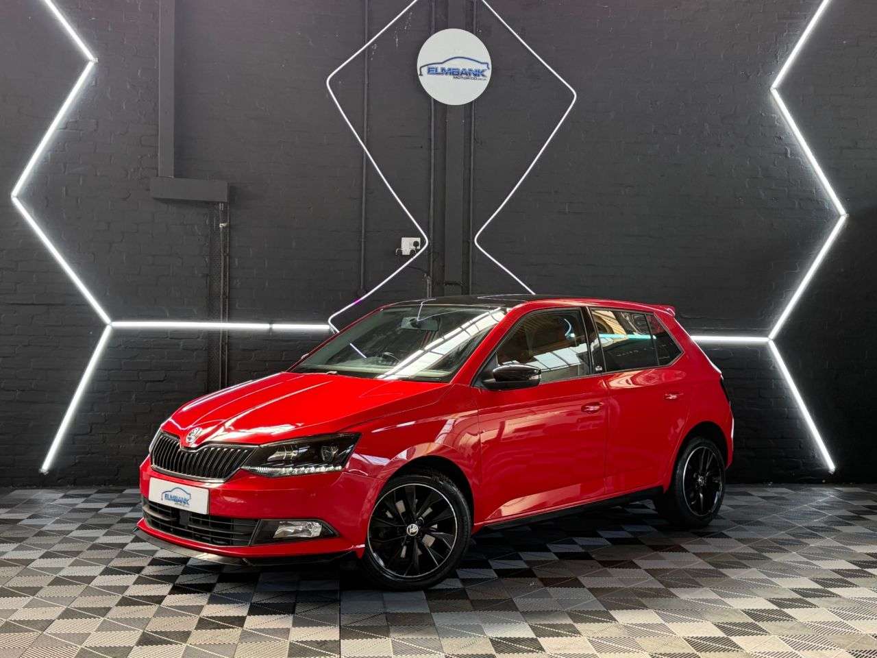 A 2017 SKODA FABIA 1.0 TSI Monte Carlo Hatchback 5dr Petrol Manual Euro 6 (s/s) (110 ps) CRACK A 2017 SKODA FABIA 1.0 TSI Monte Carlo Hatchback 5dr Petrol Manual Euro 6 (s/s) (110 ps) CRACK