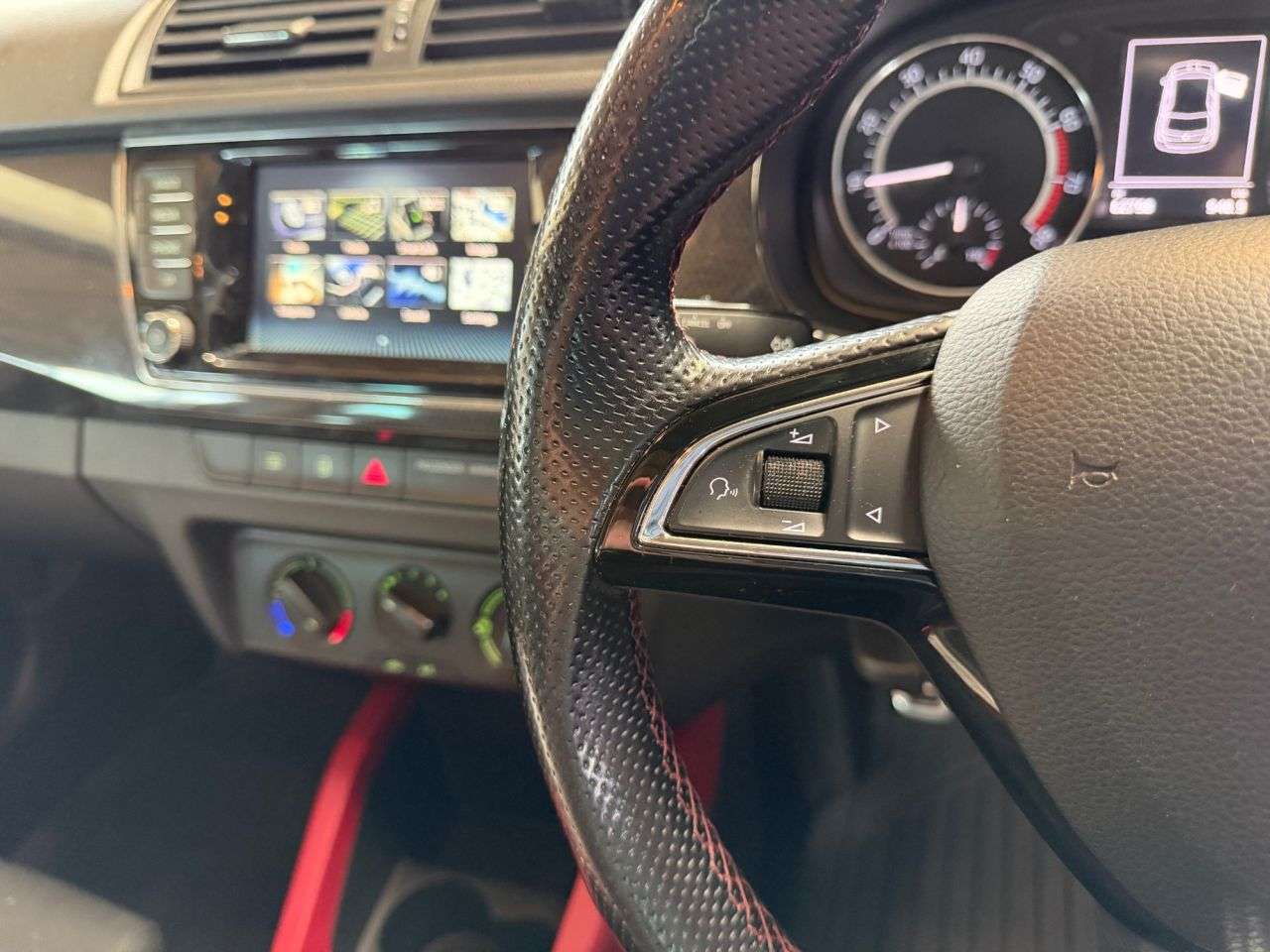 2017 SKODA FABIA 2017 SKODA FABIA