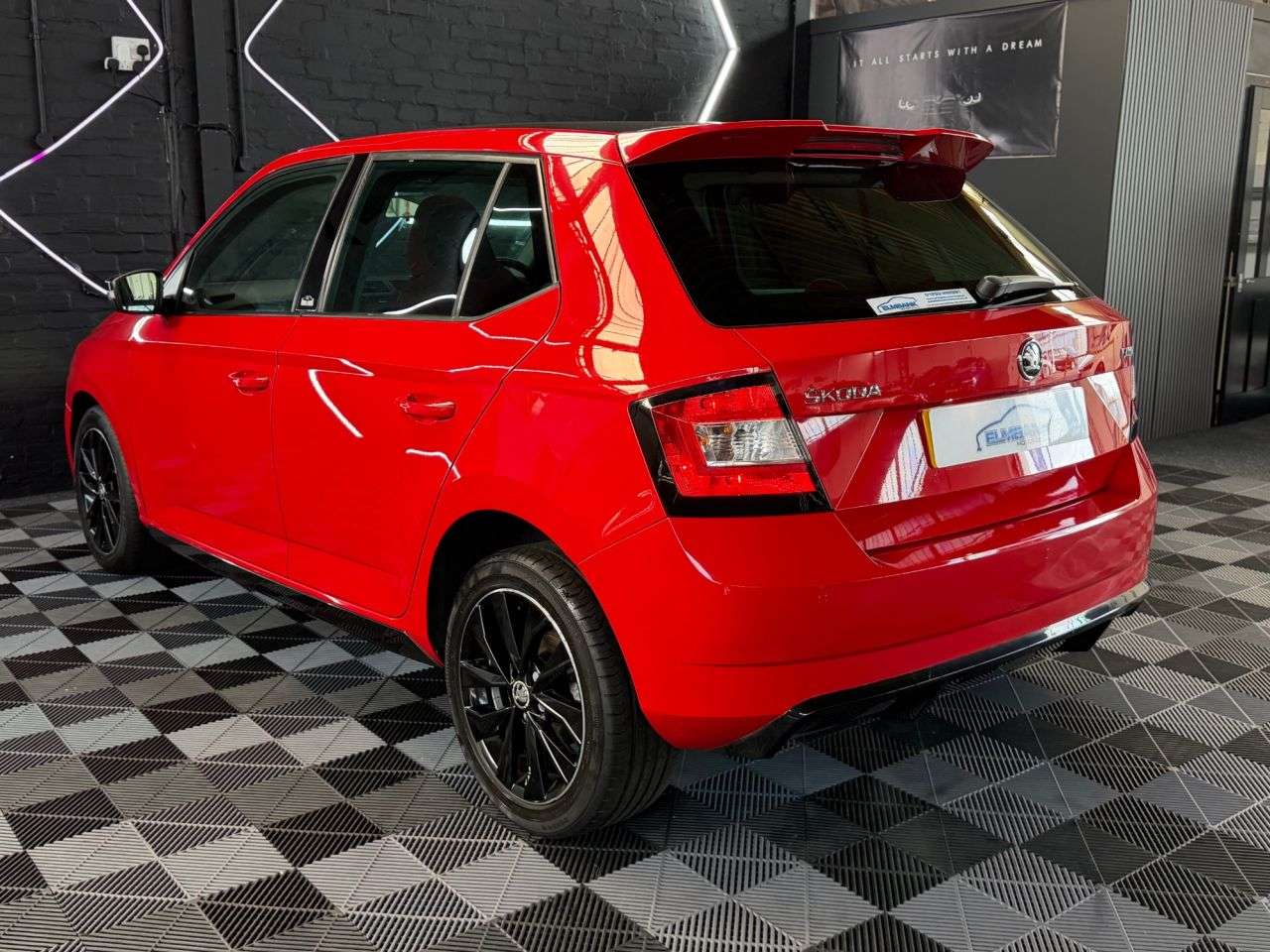 2017 SKODA FABIA 2017 SKODA FABIA