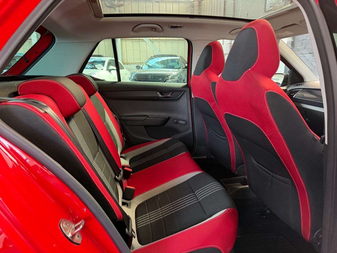 2017 SKODA FABIA 2017 SKODA FABIA