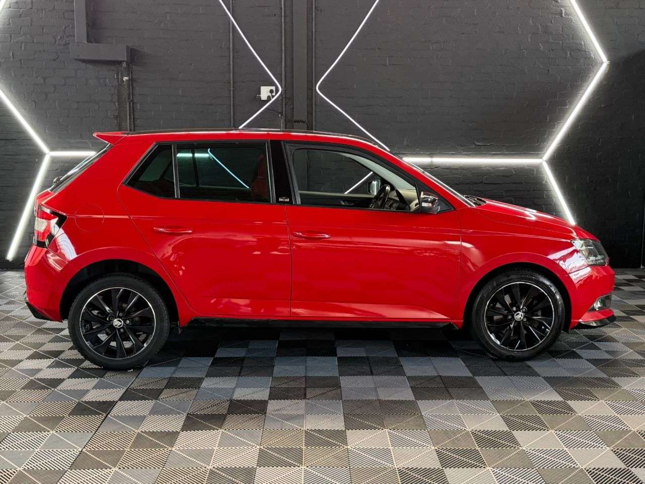 2017 SKODA FABIA 2017 SKODA FABIA