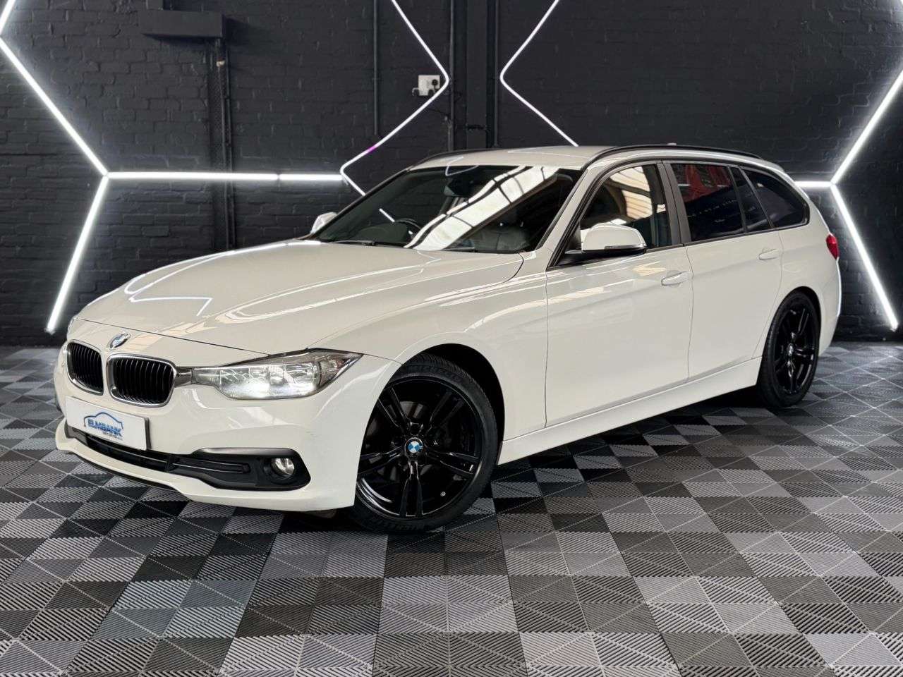A 2015 BMW 3 SERIES 2.0 320d ED Plus Touring 5dr Diesel Auto Euro 6 (s/s) (163 ps) UP TO 70 MPG A 2015 BMW 3 SERIES 2.0 320d ED Plus Touring 5dr Diesel Auto Euro 6 (s/s) (163 ps) UP TO 70 MPG
