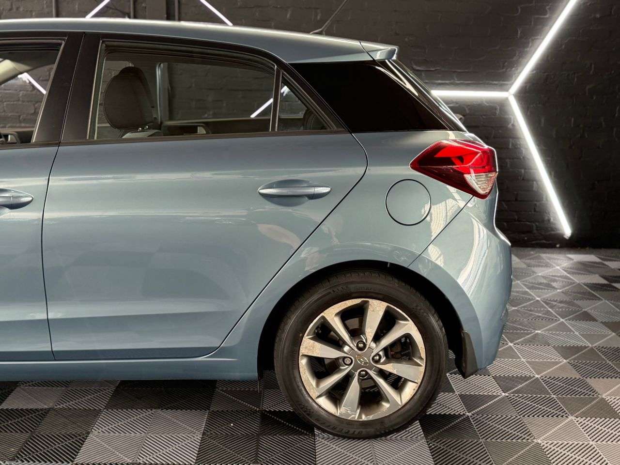 A 2015 HYUNDAI I20 1.4 SE Hatchback 5dr Petrol Auto Euro 6 (100 ps) A 2015 HYUNDAI I20 1.4 SE Hatchback 5dr Petrol Auto Euro 6 (100 ps)